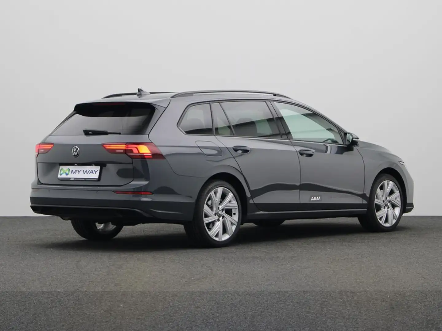 Volkswagen Golf Variant Life Business 1.5 TSI 116 PK Grau - 2