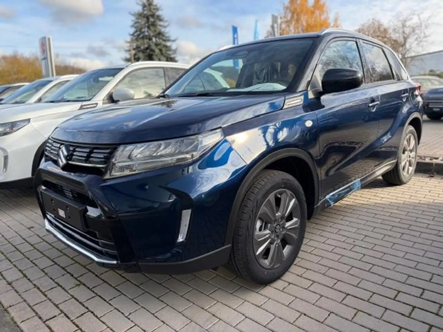 Suzuki Vitara 1.4 DITC HYBRID Comfort+ ALLGRIP Blau - 1