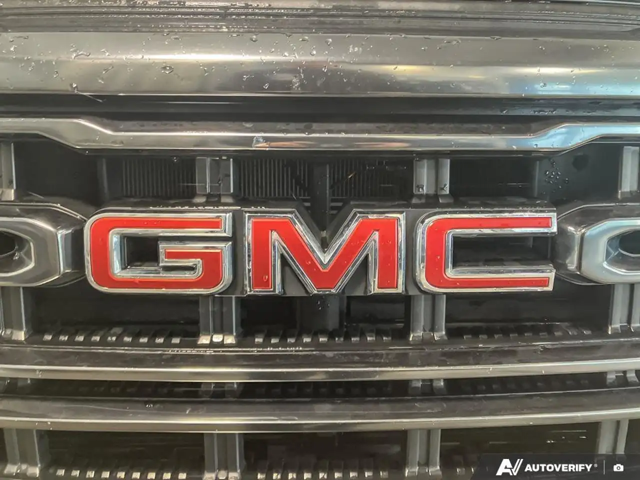 GMC Canyon снимка GMC Canyon