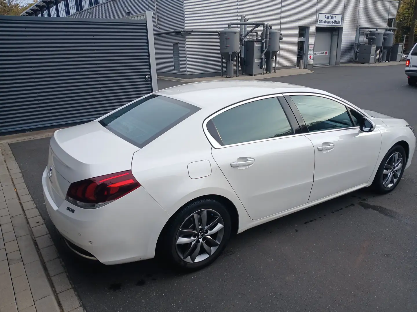 Peugeot 508 Weiß - 2