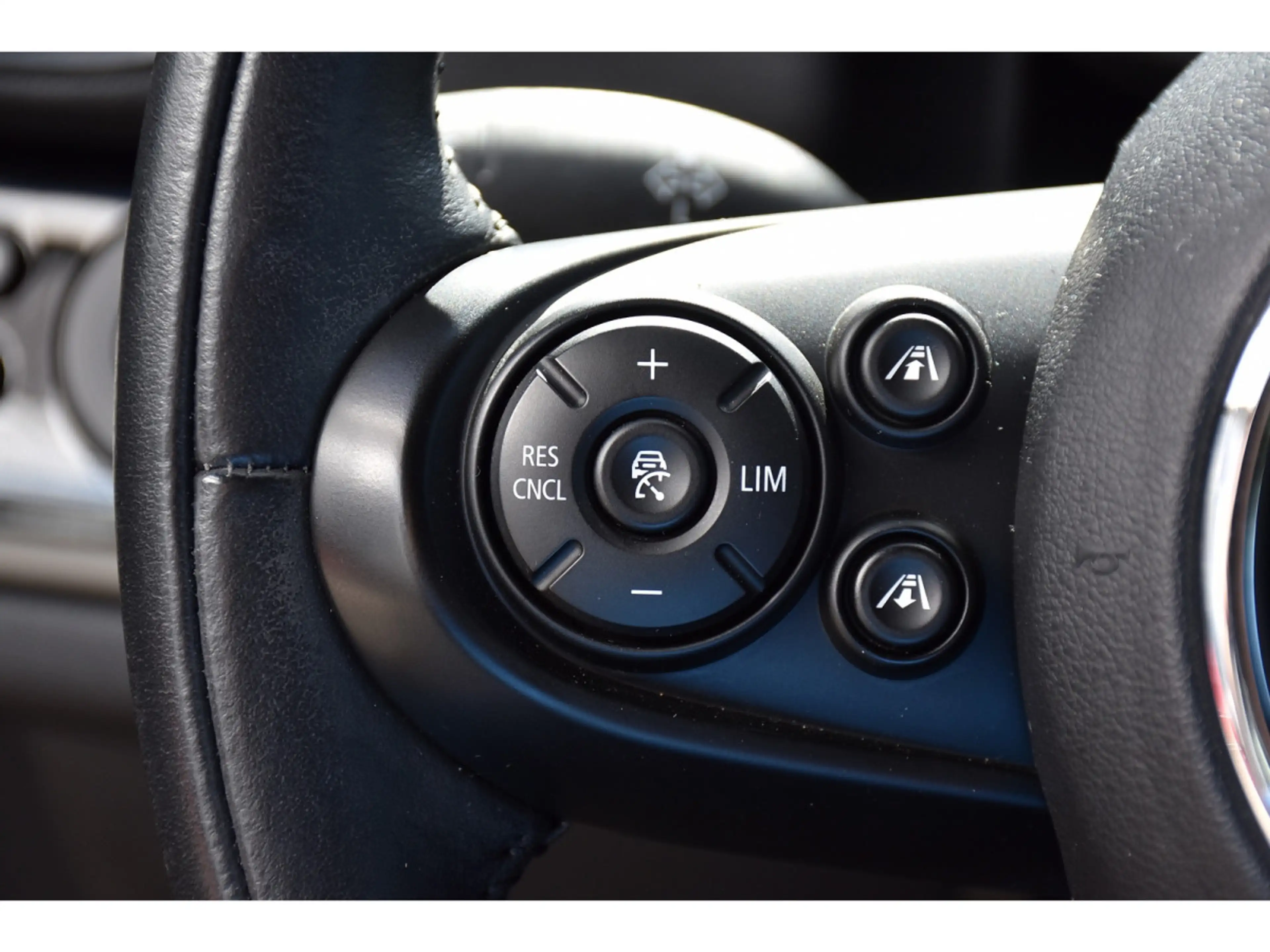 MINI Cooper SE Countryman 1.5A All4 CUIR SG SPORT ACC GPS LED KEYLESS 1°MAIN — photo 15