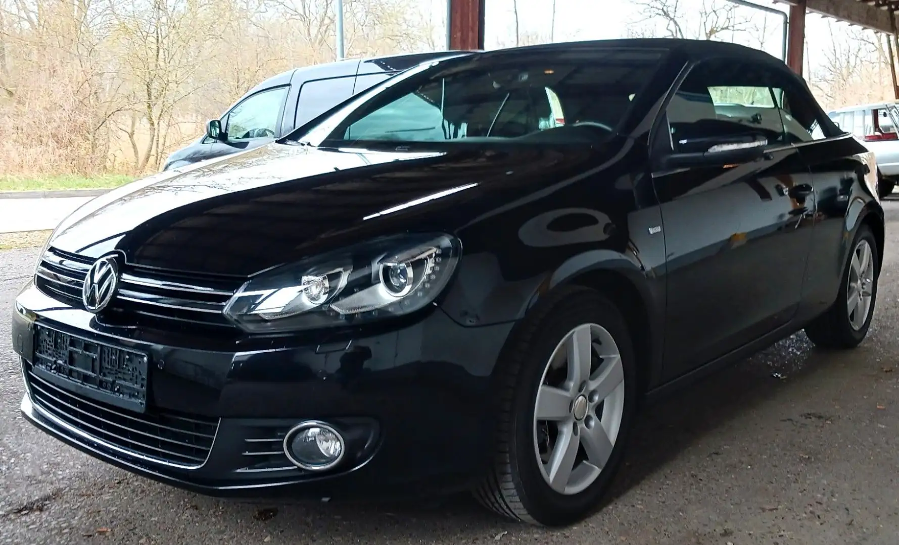 Volkswagen Golf VI Cabrio Cup 2.0 TDI 103 kW Leder,Xen.,Sta Чорний - 2