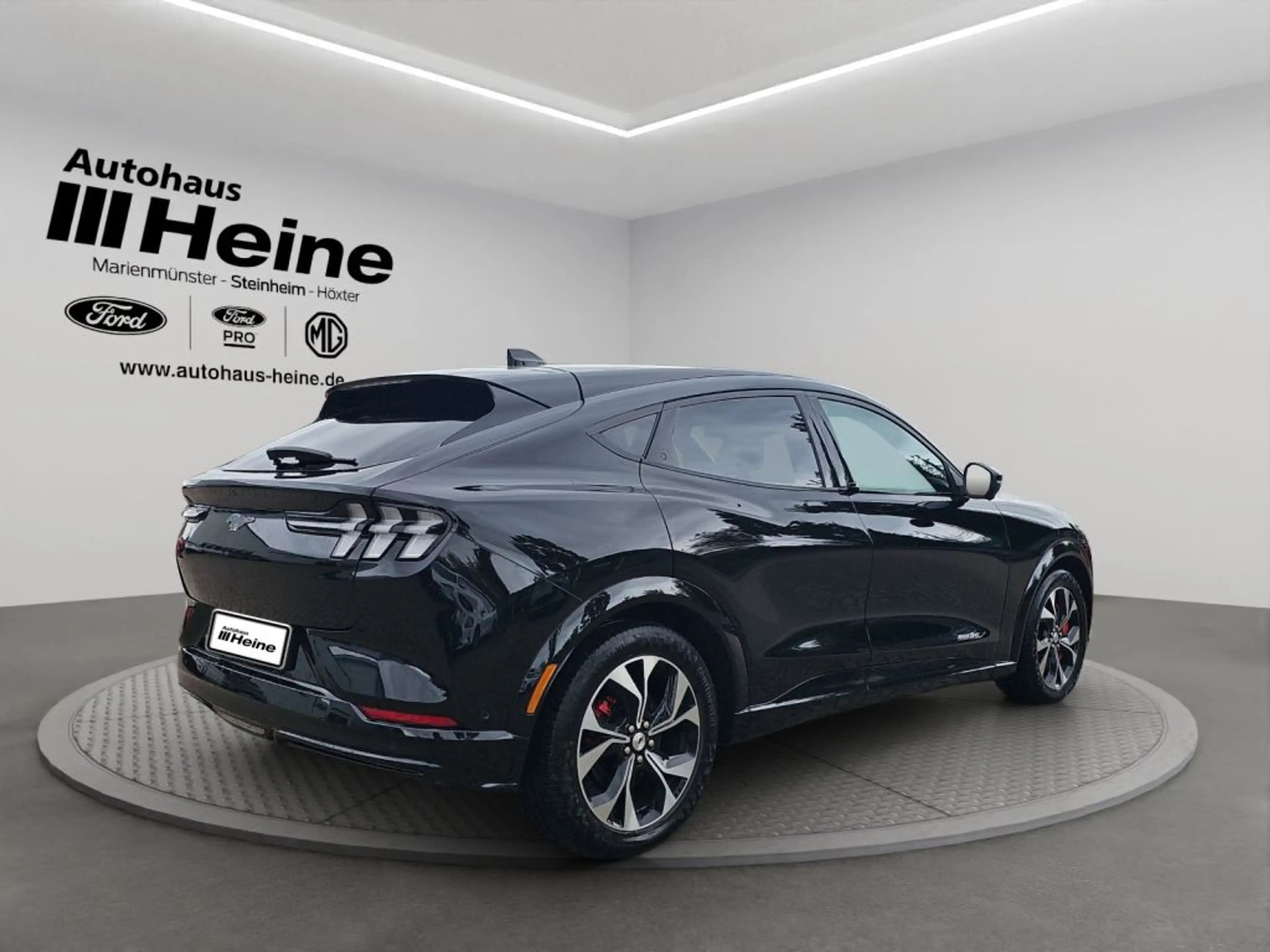 Ford Mustang Mach-E PREMIUM 294 PS *AHK*B&O* — photo 5