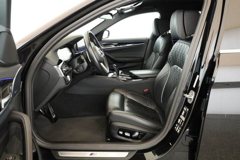 BMW 540 d xDrive Touring M-Sport 360° ACC AHK Laser — photo 8
