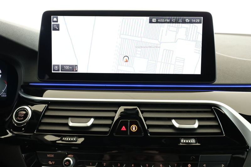 BMW 540 d xDrive Touring M-Sport 360° ACC AHK Laser — photo 11