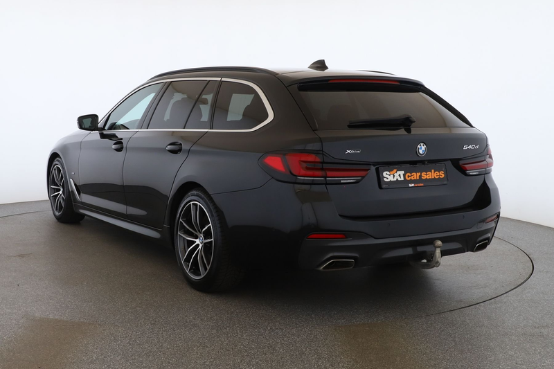 BMW 540 d xDrive Touring M-Sport 360° ACC AHK Laser — photo 4