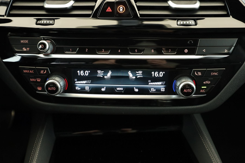 BMW 540 d xDrive Touring M-Sport 360° ACC AHK Laser — photo 12
