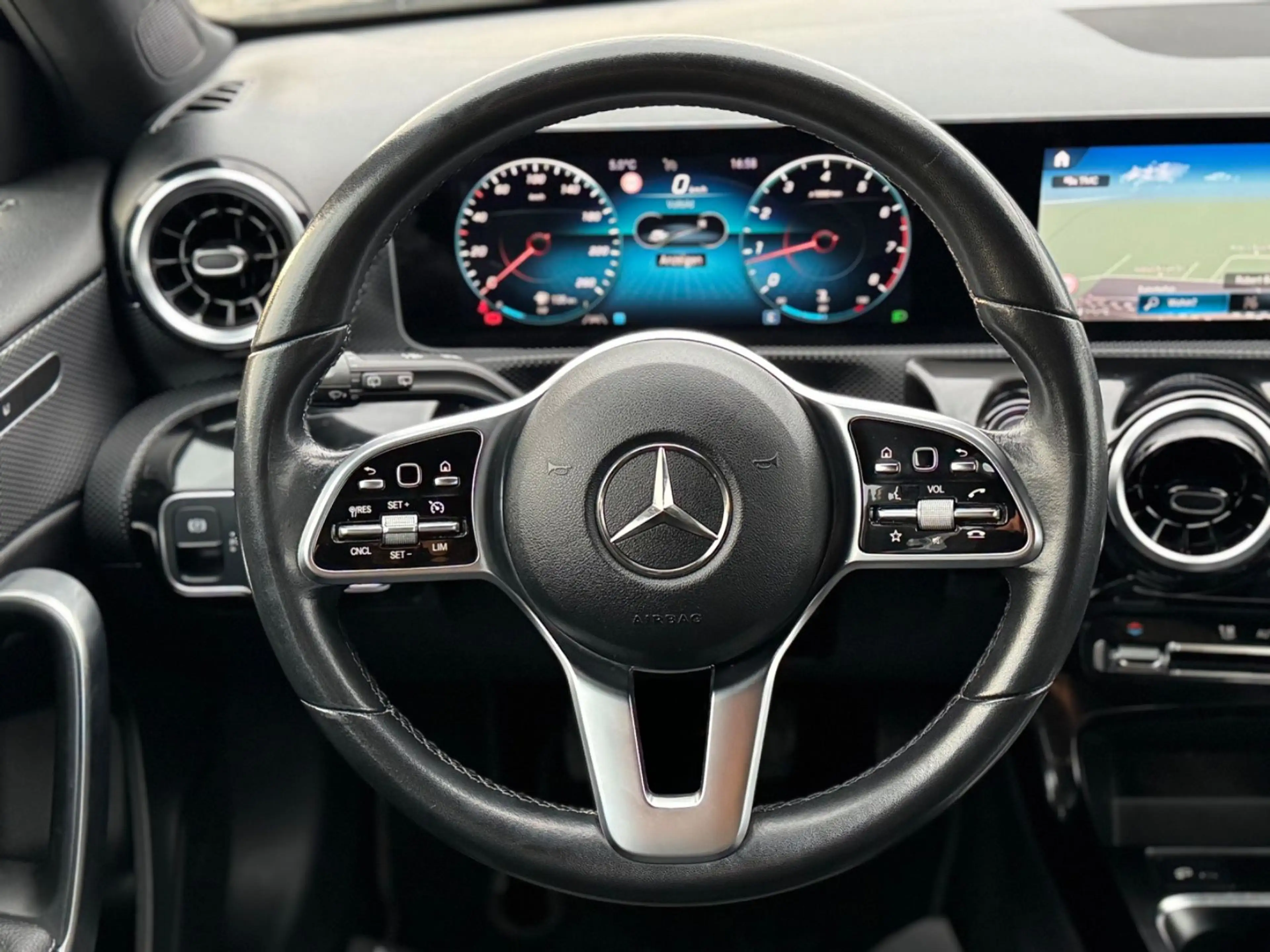 Mercedes-Benz A 200 Progressive+Finanzierung+Garantie+ — photo 11
