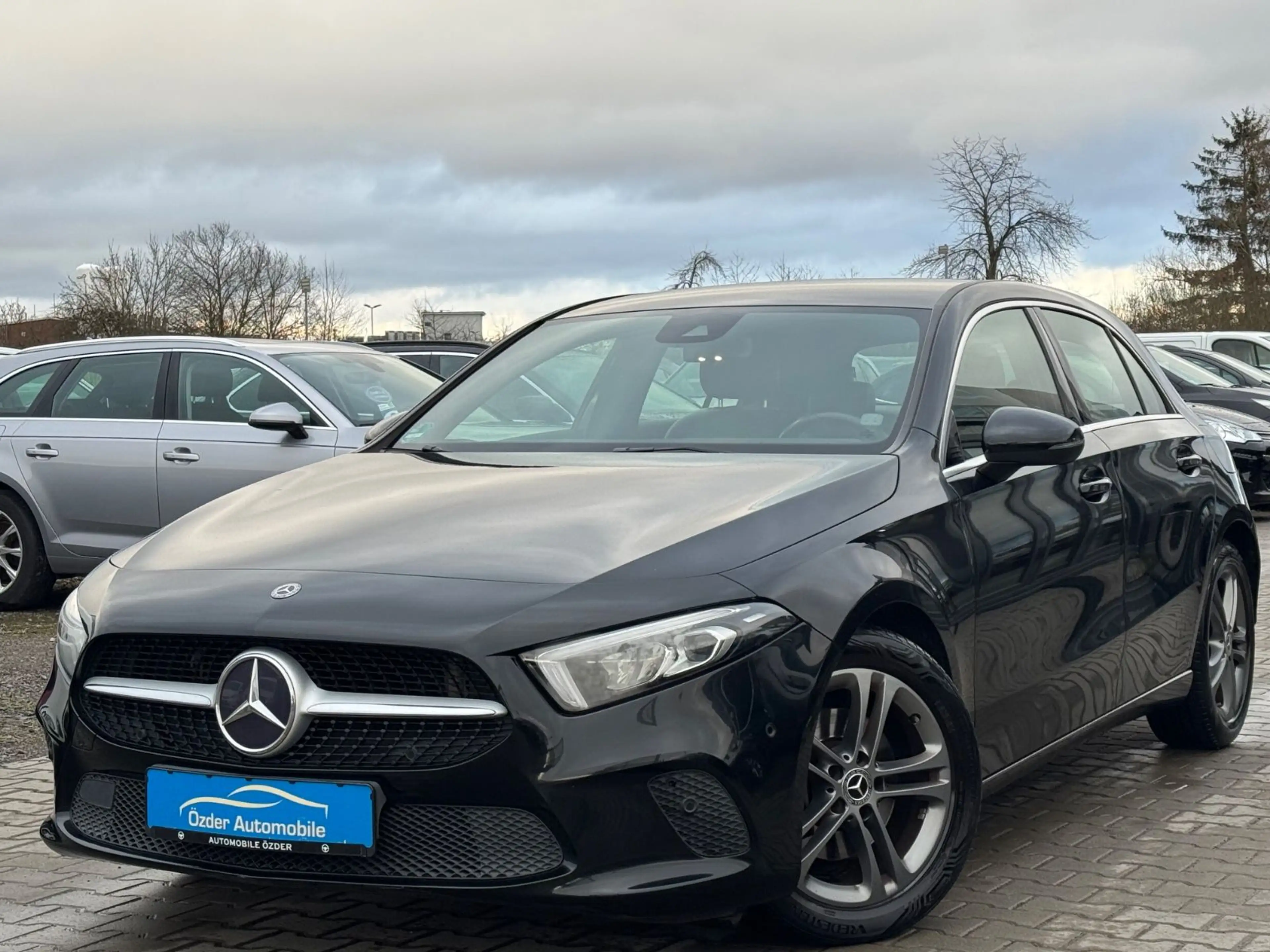 Mercedes-Benz A 200 Progressive+Finanzierung+Garantie+ — photo 3