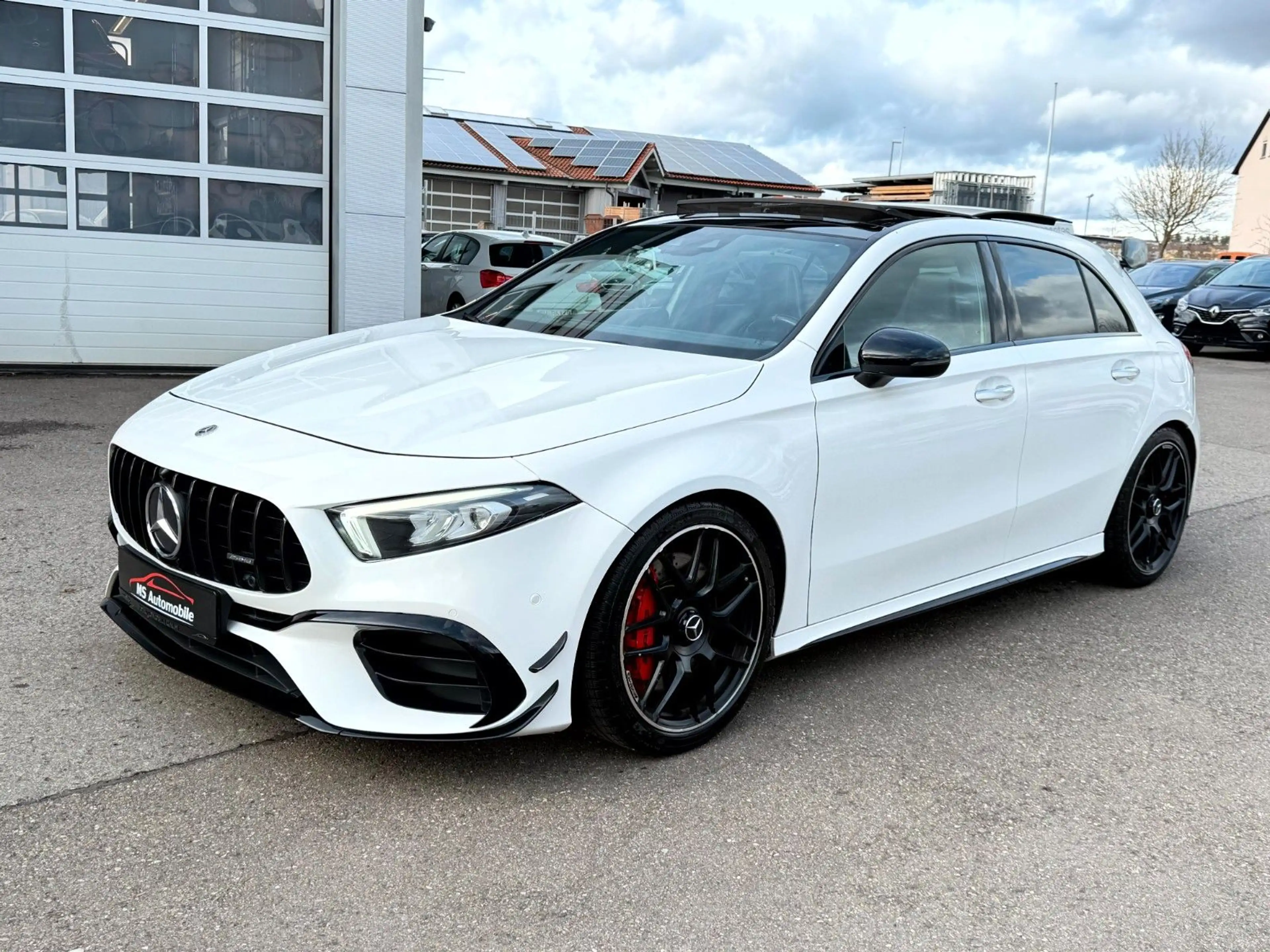 Mercedes-Benz A 45 AMG A 45 S AMG 4-Matic+ PerformanceSitz_Pano_Burmest