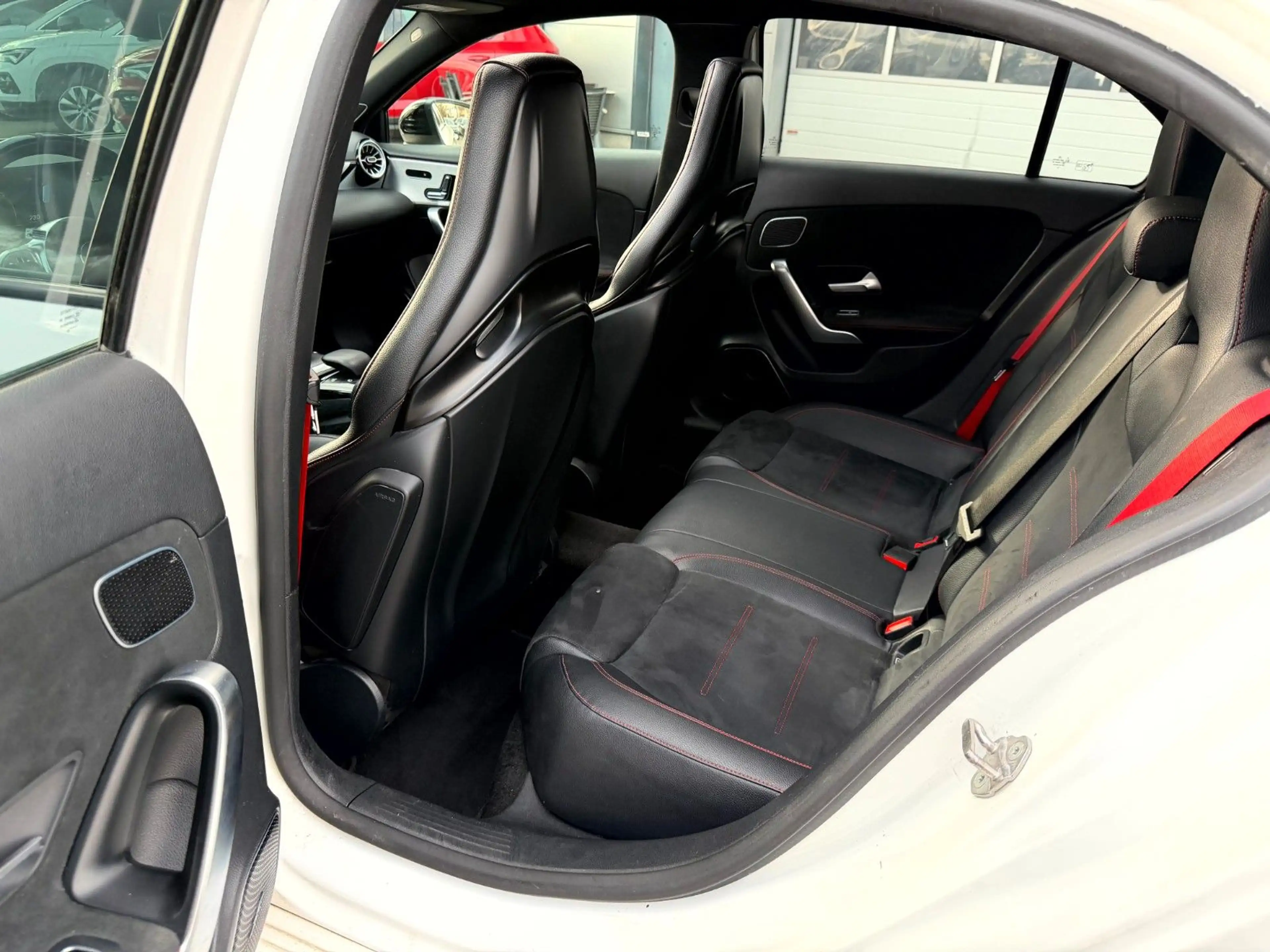 Mercedes-Benz A 45 AMG A 45 S AMG 4-Matic+ PerformanceSitz_Pano_Burmest — photo 10