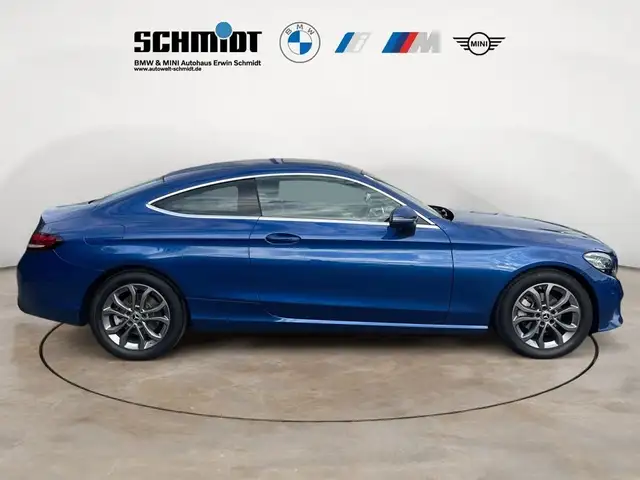 Mercedes-Benz C-Class view 5