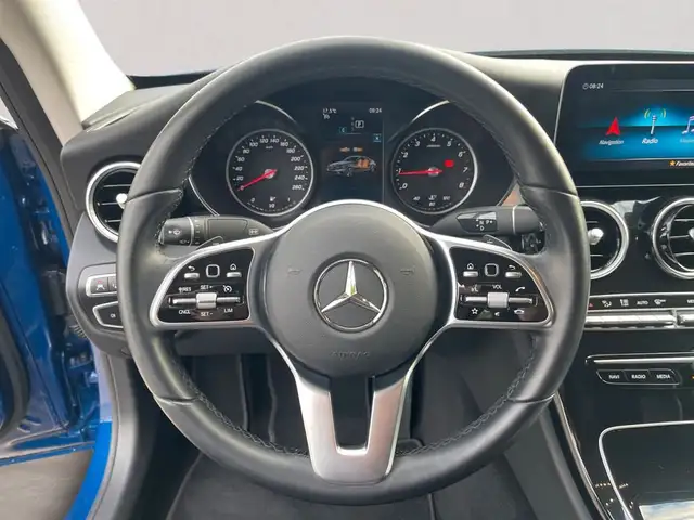 Mercedes-Benz C-Class view 11