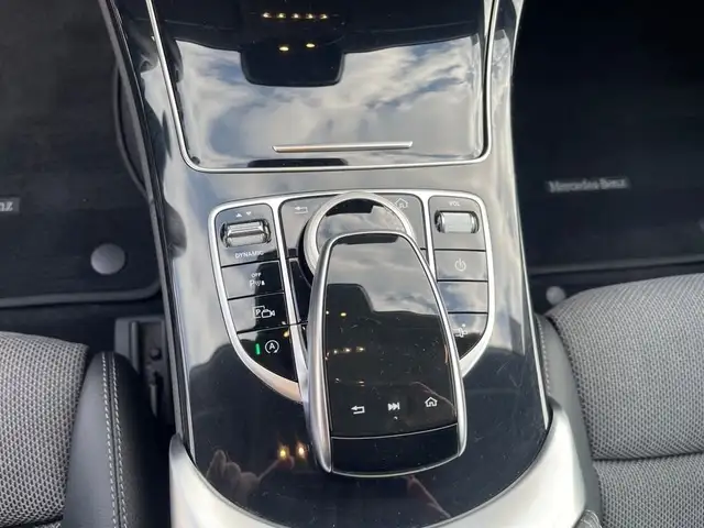 Mercedes-Benz C-Class view 15