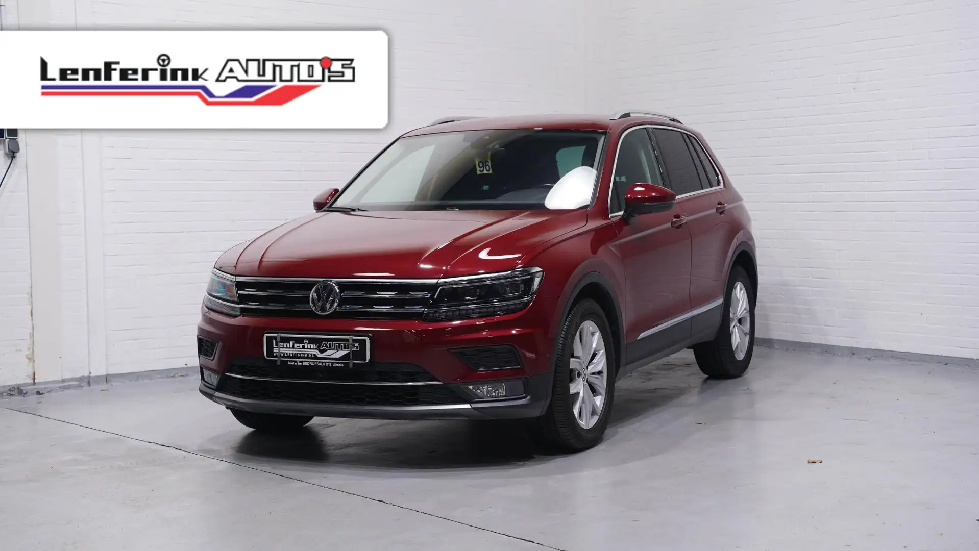 Volkswagen Tiguan 2.0 TDI 150 pk DSG Aut. GRIJS KENTEKEN Navi 360 Ca Rood - 1