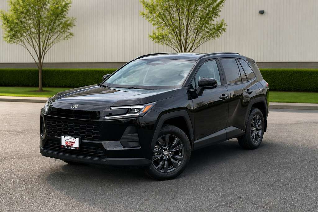 2026 Toyota RAV4 XLE  | Alloys | Apple Carplay