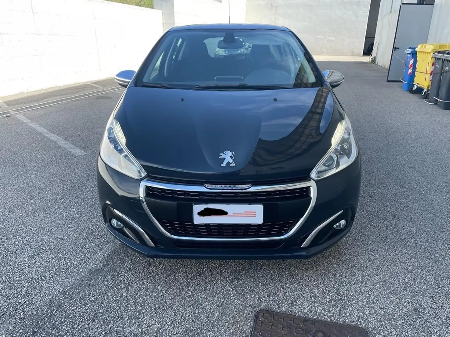 Peugeot 208 208 I 2015 5p 1.6 bluehdi Allure 100cv Blu/Azzurro - 2