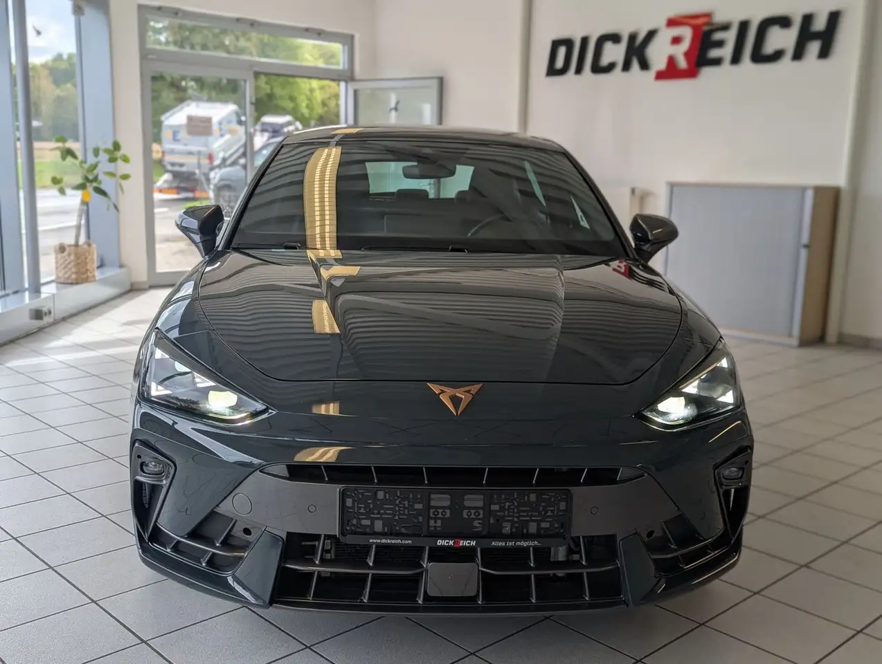 Cupra Leon 1.5 e-Hybrid Matrix Edge-Intelligent-Paket, миниатюра 7