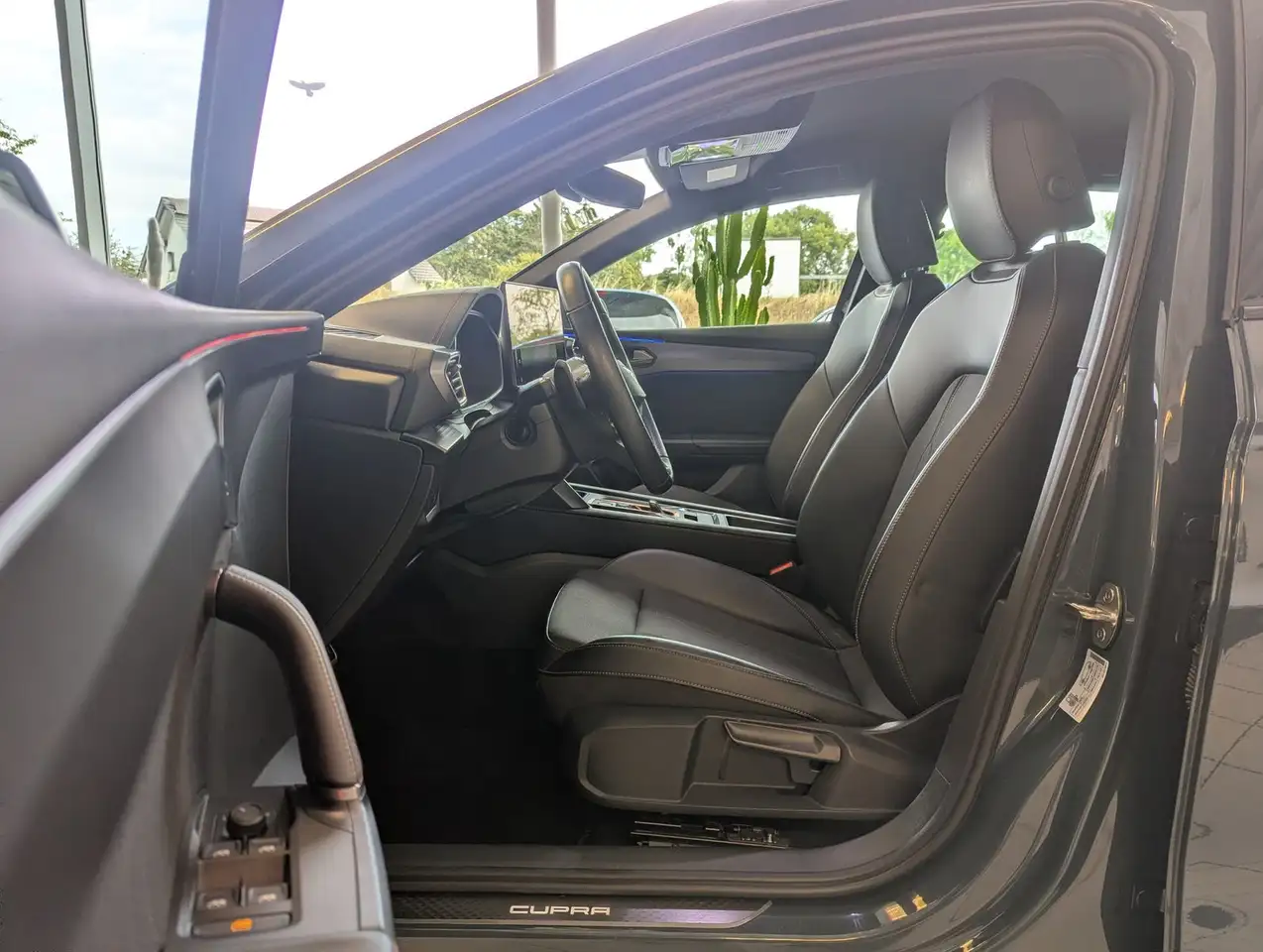 Cupra Leon 1.5 e-Hybrid Matrix Edge-Intelligent-Paket, миниатюра 21