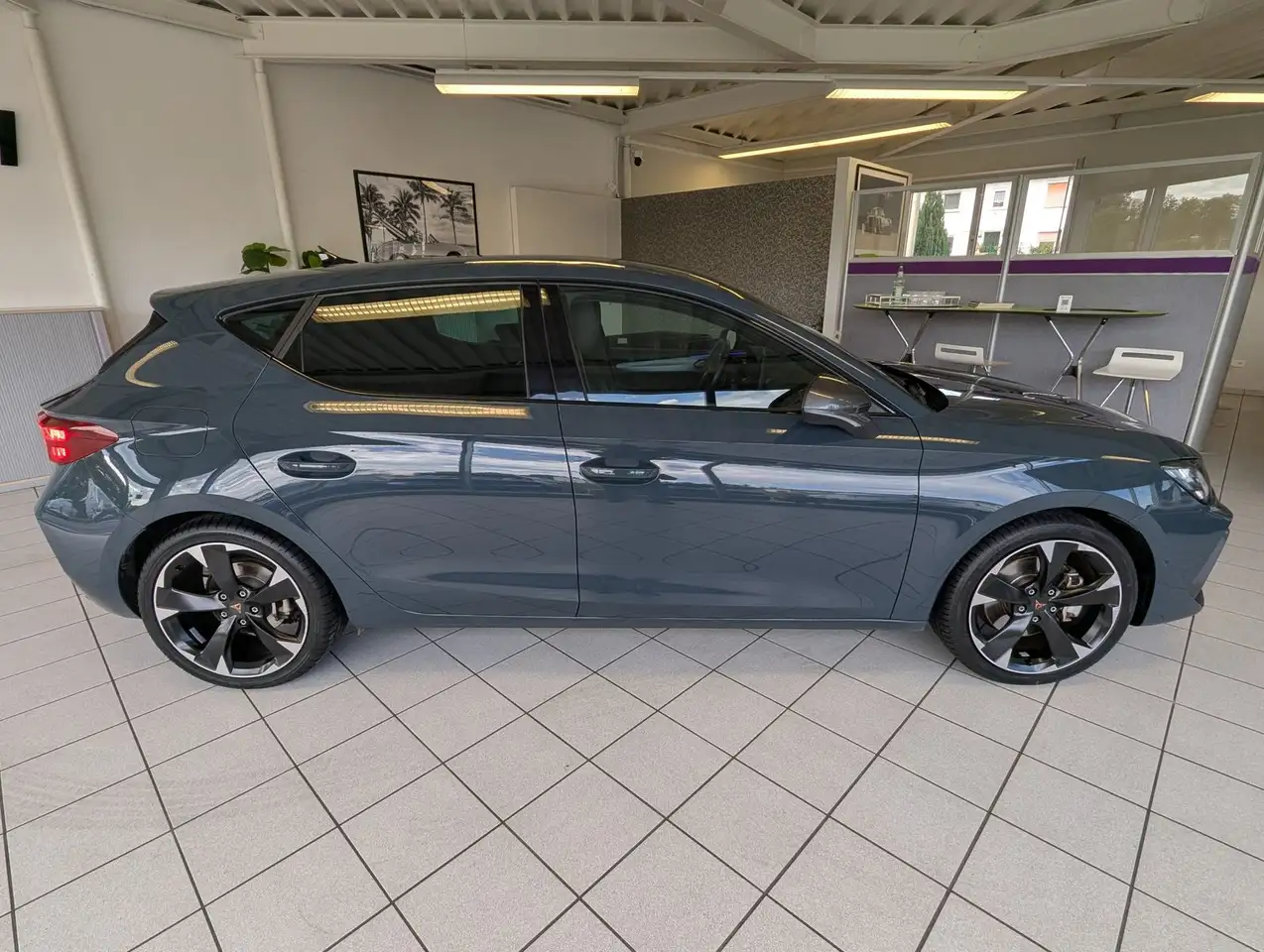 Cupra Leon 1.5 e-Hybrid Matrix Edge-Intelligent-Paket, миниатюра 3