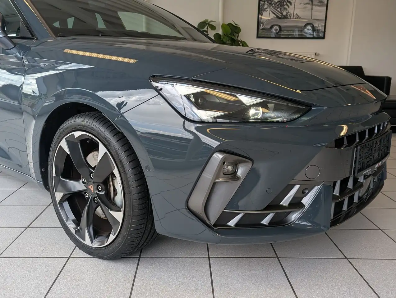 Cupra Leon 1.5 e-Hybrid Matrix Edge-Intelligent-Paket, миниатюра 10