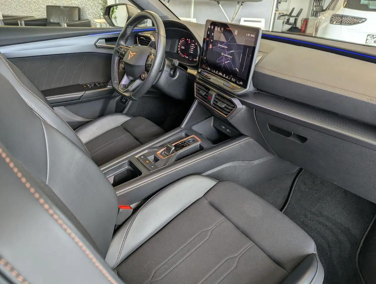 Cupra Leon 1.5 e-Hybrid Matrix Edge-Intelligent-Paket, миниатюра 27
