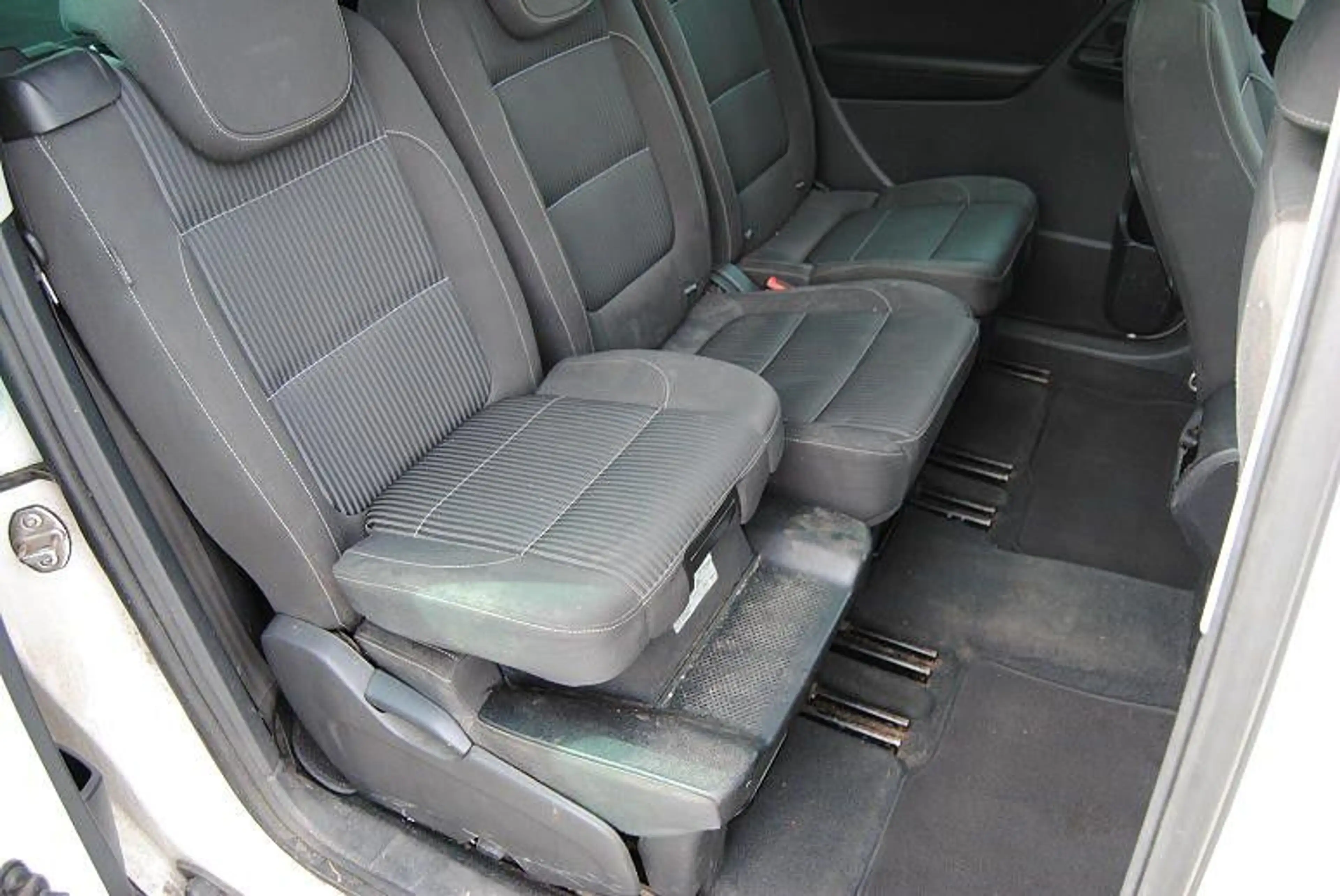 SEAT Alhambra 2.0 TDI Style DSG.7-Sitzer.Pano.Navi. — photo 14