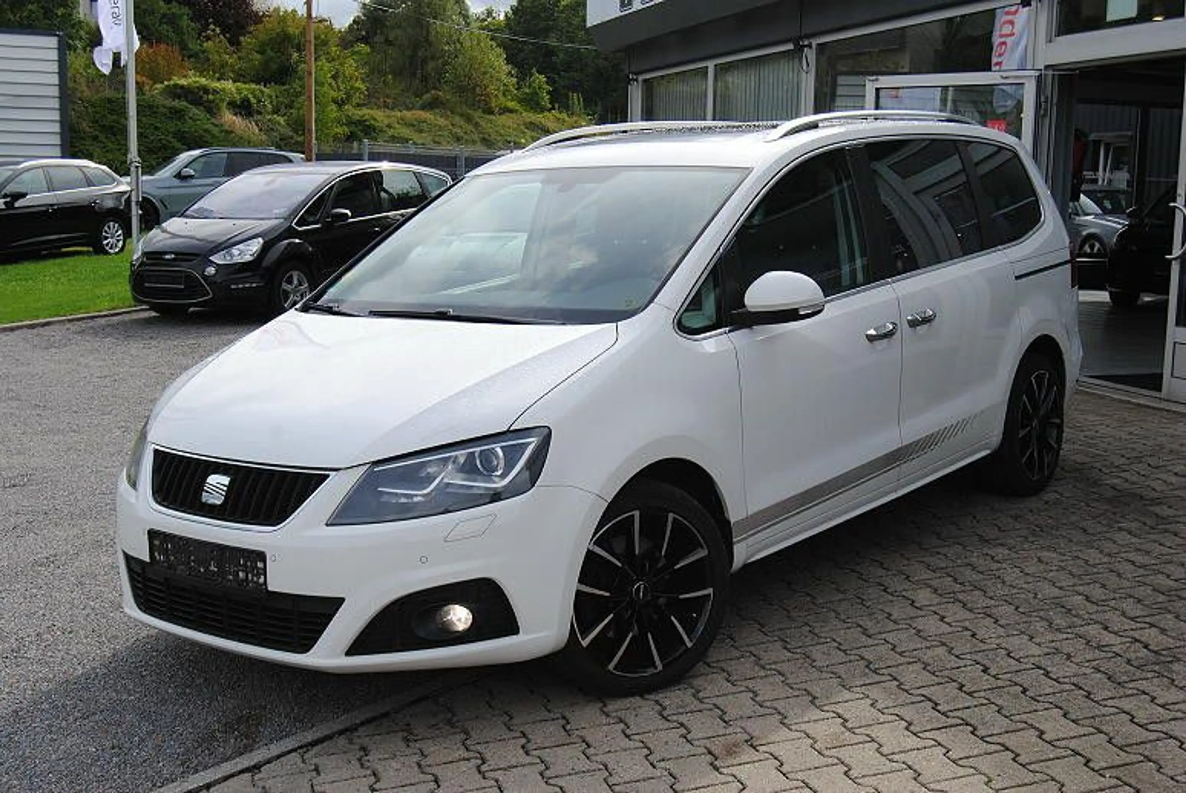 SEAT Alhambra 2.0 TDI Style DSG.7-Sitzer.Pano.Navi.