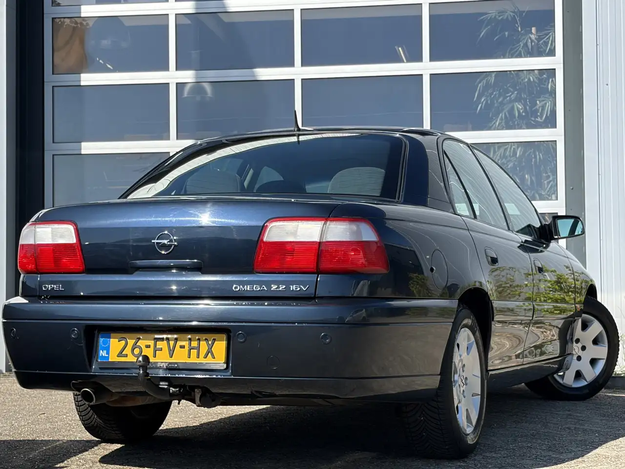 Opel Omega 2.2i-16V Elegance 145pk | Origineel Nederlands | A, foto 2