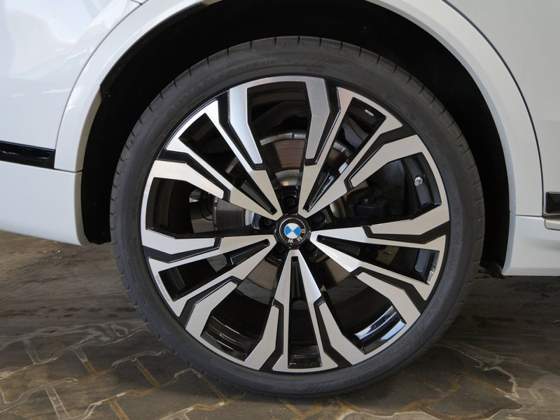 BMW X7 x40i M Sport Pro 6S.Kristall 23" ehUVP:147069 — photo 6