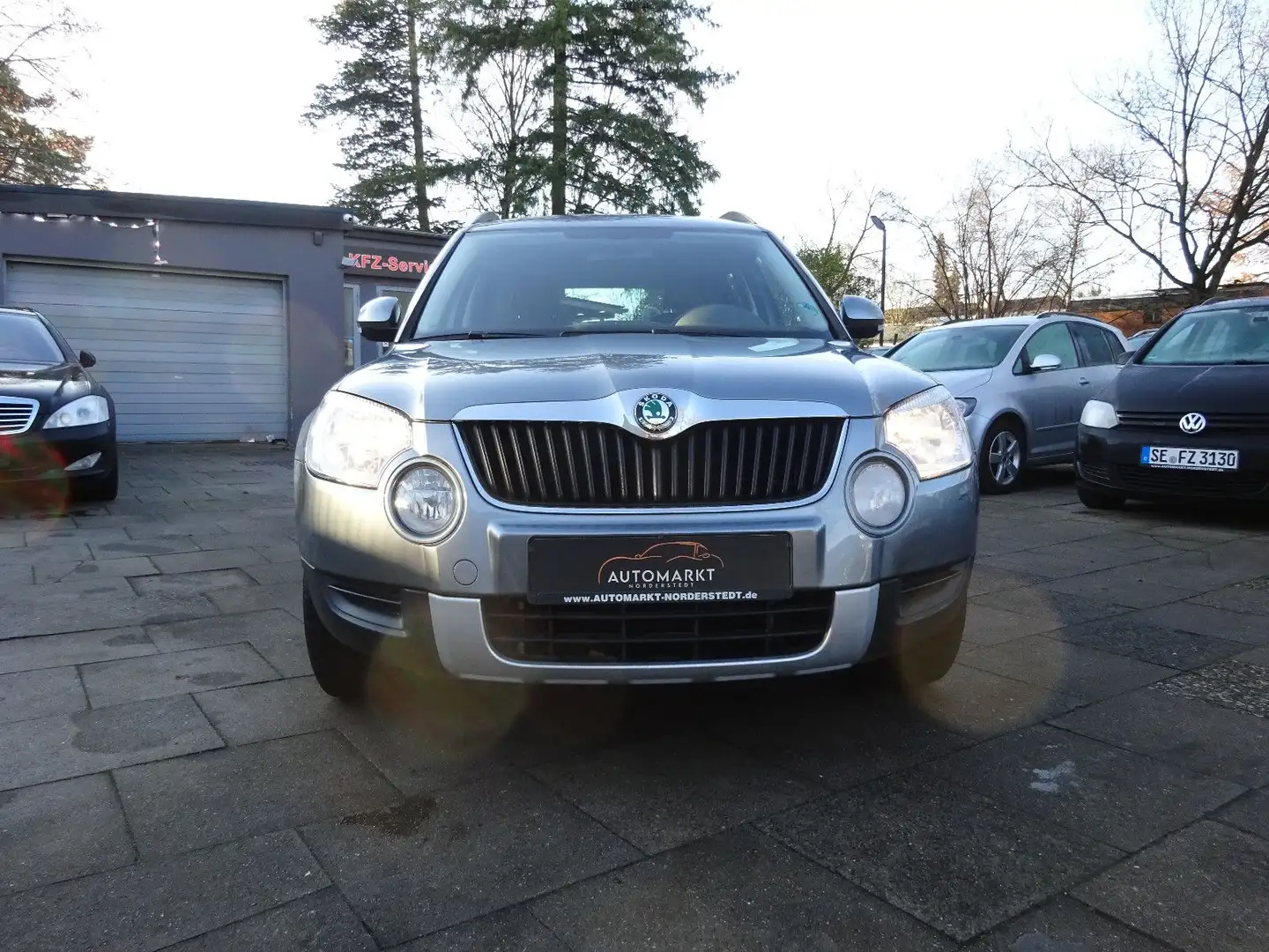 Skoda Yeti Ambition Plus Edition/Klimaanlage/2-Hand/ Grau - 2