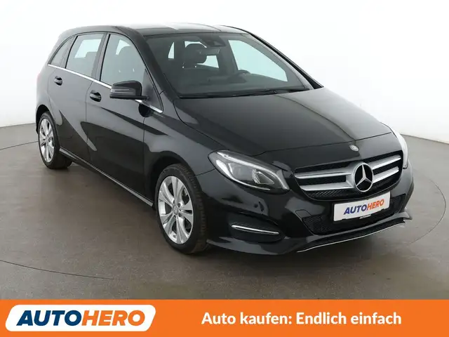 Mercedes-Benz B Class view 8