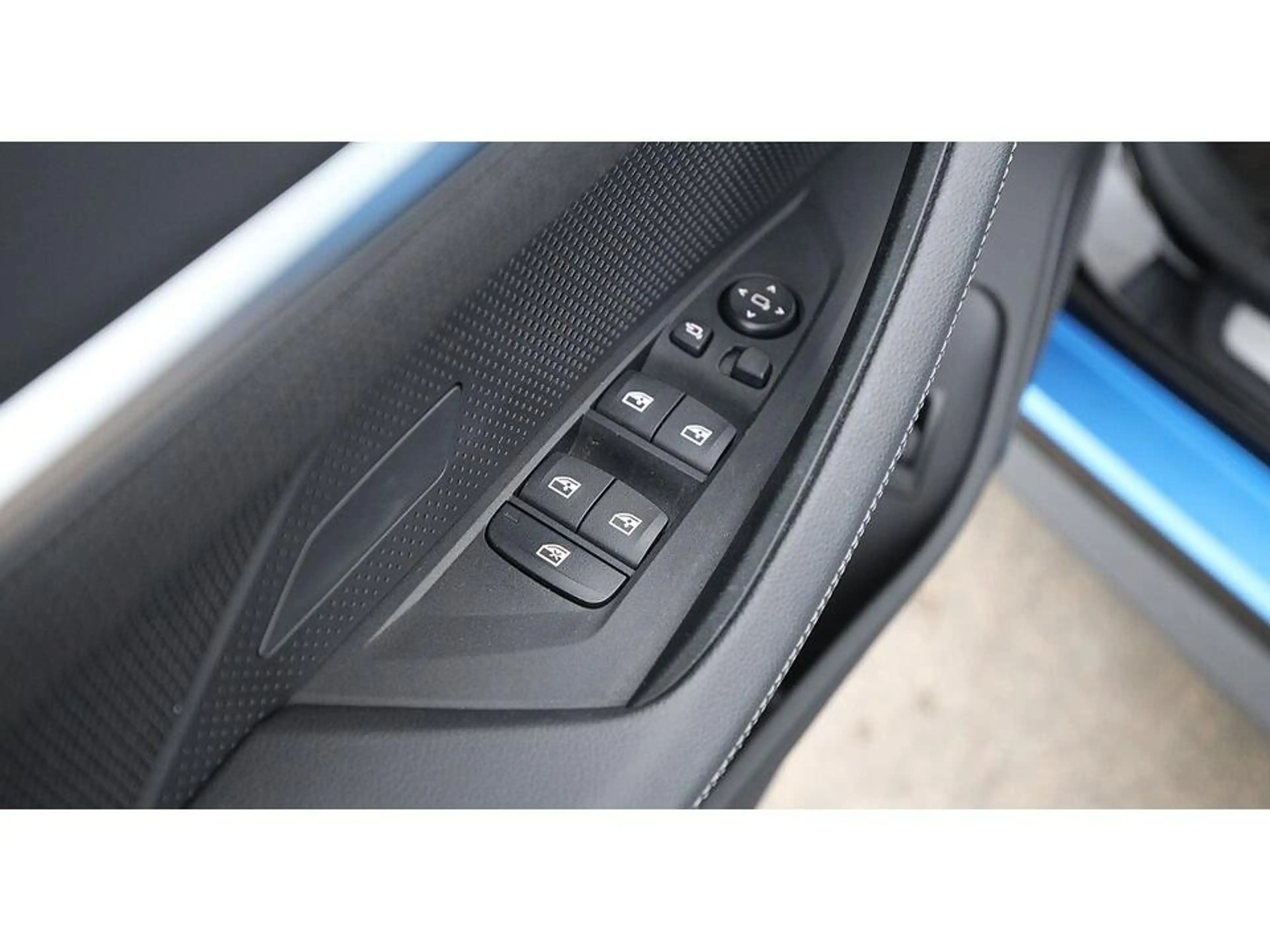 BMW i4 Gran Coupe eDrive 40 Aut LED LEDER NAVI R-CAM — photo 22