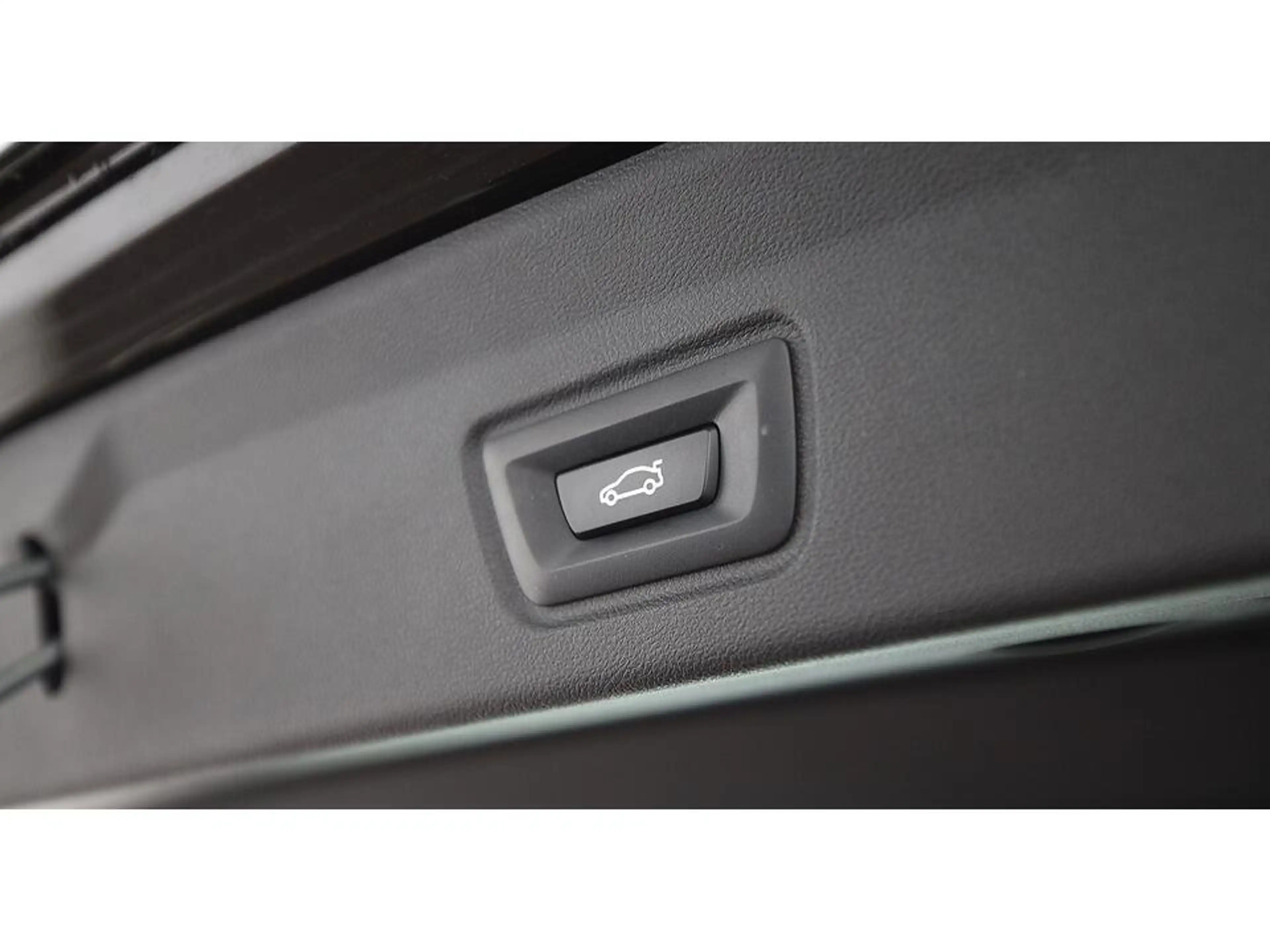 BMW i4 Gran Coupe eDrive 40 Aut LED LEDER NAVI R-CAM — photo 28