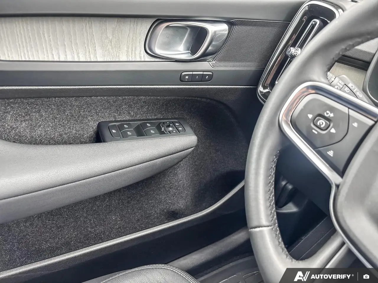 Volvo XC40 снимка Volvo XC40