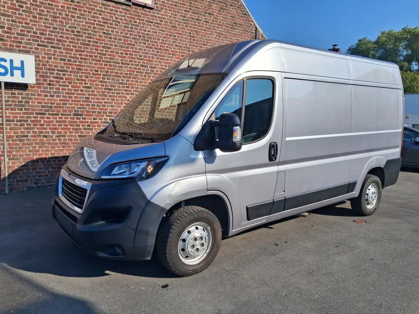 Peugeot Boxer Boxer HDi 335 L2H2 Pro Avantage Edition Plus Zilver - 1