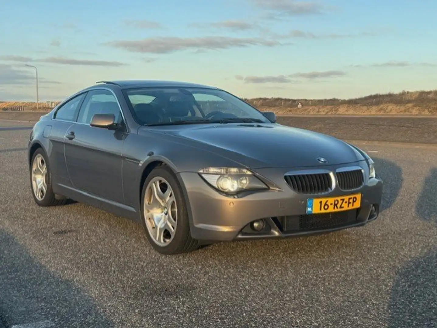 BMW 630 630i Coupé Spoertstoelen / Panoramadak / 19inch Gris - 1