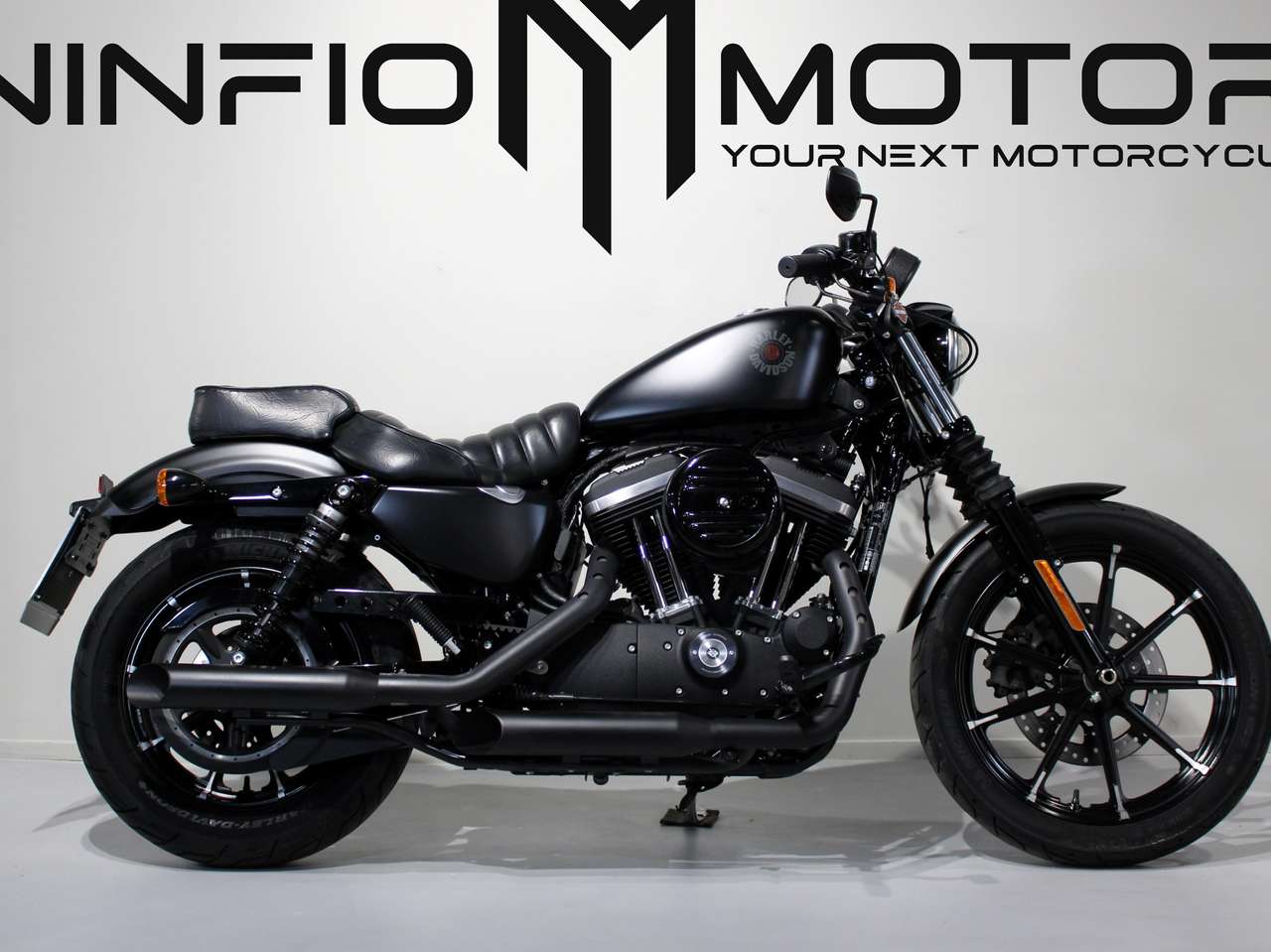 Harley-Davidson Sportster 883