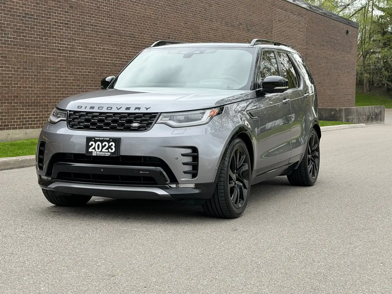 2023 Land Rover Discovery