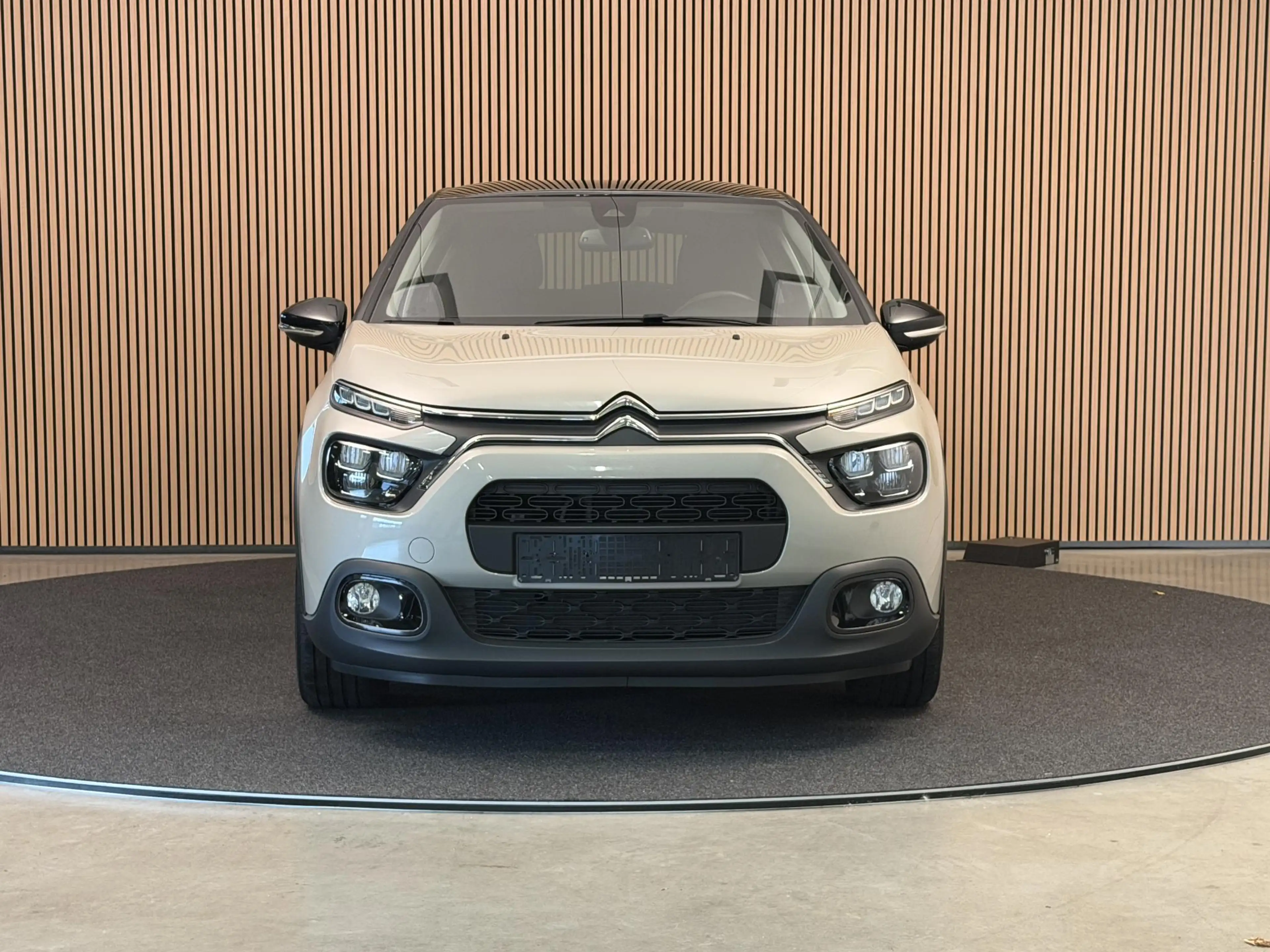 Citroen C3 1.2 PureTech Shine | Carplay | PDC | LED | Stoelve — photo 2