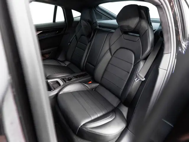 Porsche Panamera 4 E-Hybrid Ansicht 20