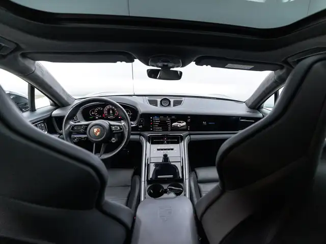 Porsche Panamera 4 E-Hybrid Ansicht 18