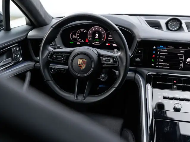 Porsche Panamera 4 E-Hybrid Ansicht 22