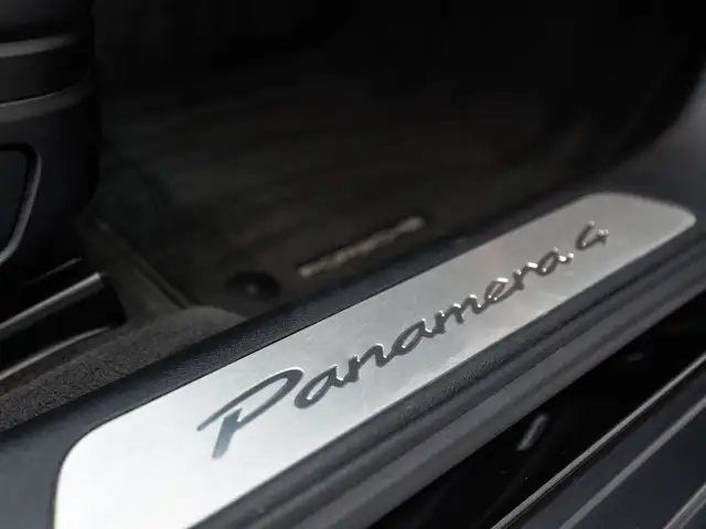 Porsche Panamera 4 E-Hybrid Ansicht 28