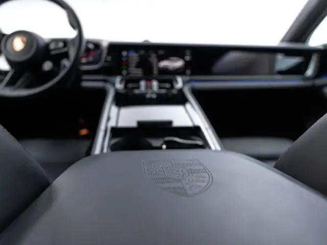 Porsche Panamera 4 E-Hybrid Ansicht 23