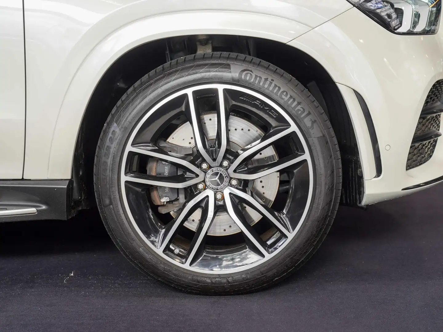 Mercedes-Benz GLE 350 GLE 350 d 4M Coupé AMG Line Night Pano AIRMATIC Weiß - 2