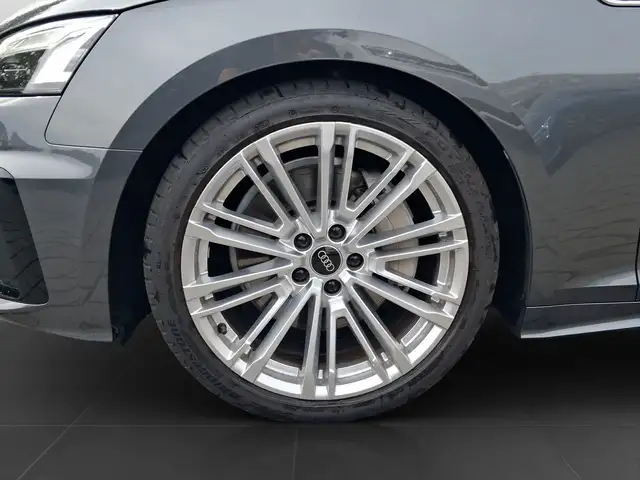 Audi A5 view 7