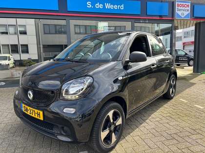 smart forFour black edition