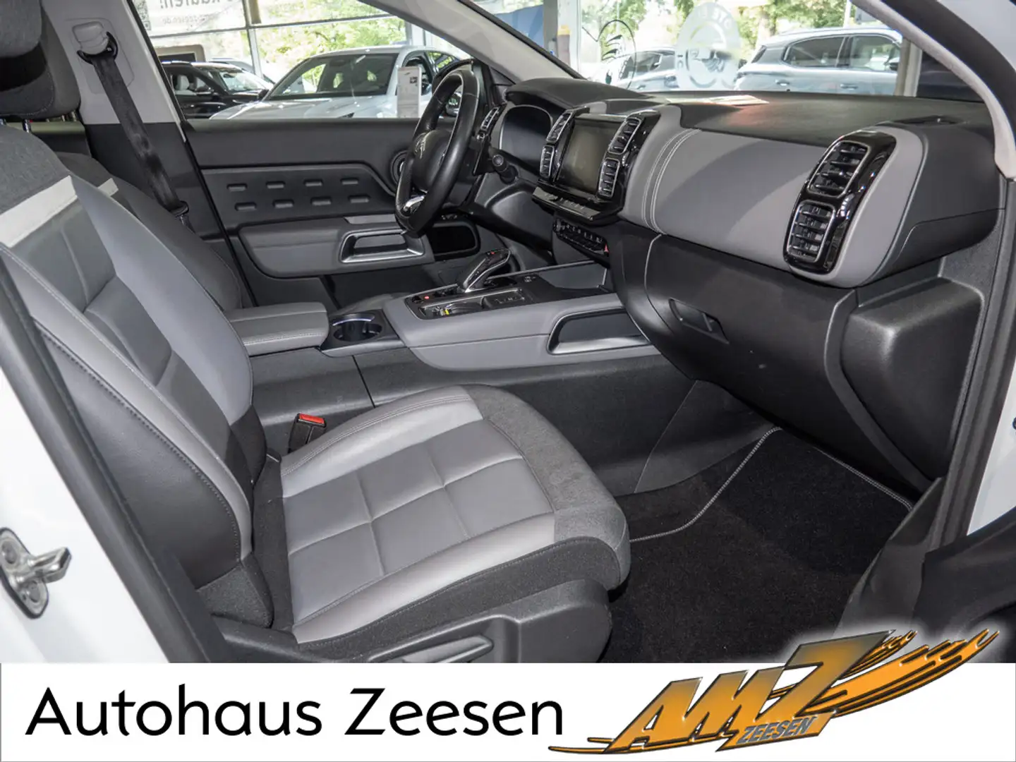 Citroen C5 Aircross Hybrid 225 S&S e-EAT8 Shine Pack Weiß - 2