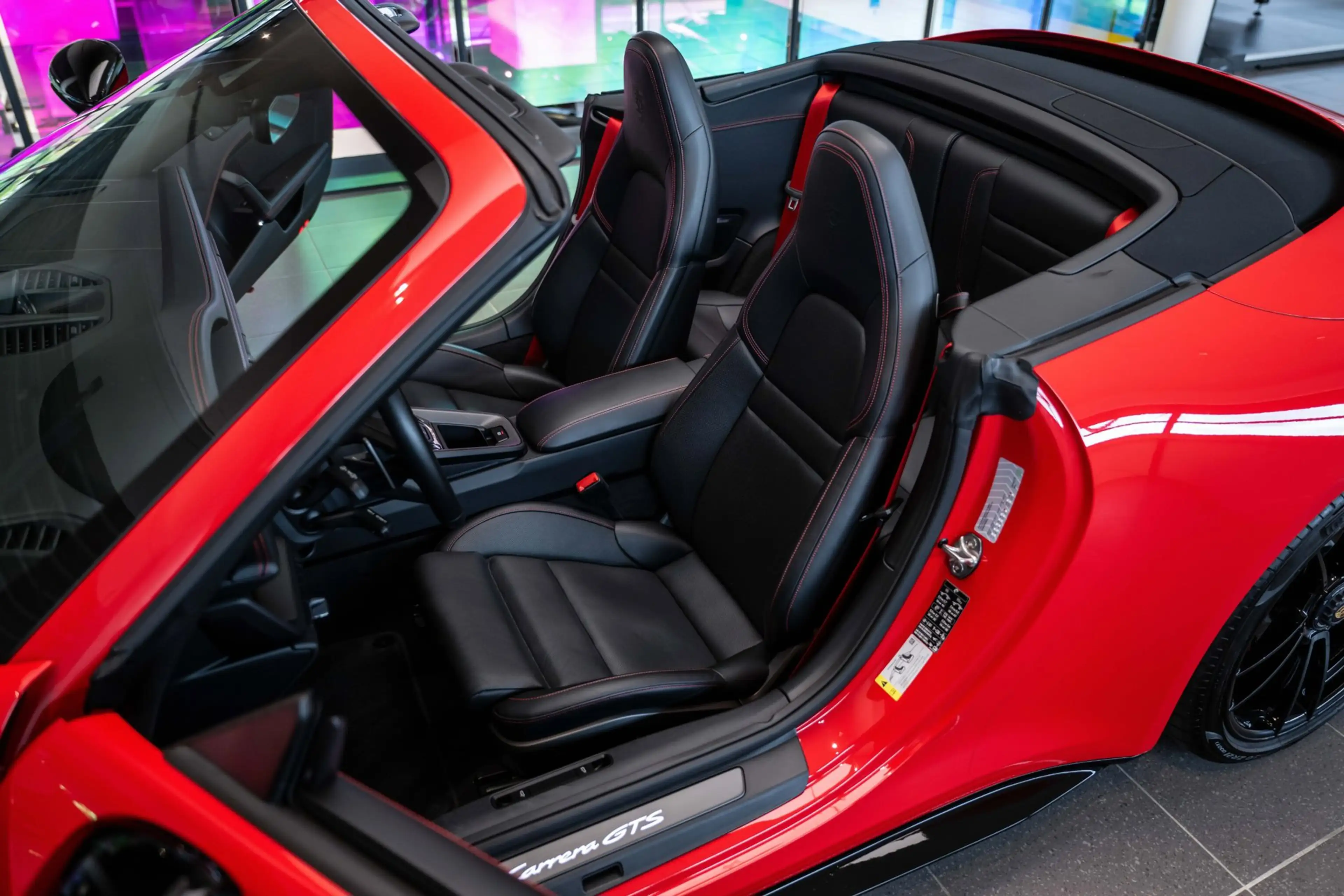 Porsche 992 992 Cabrio 3.0 Carrera GTS — photo 8
